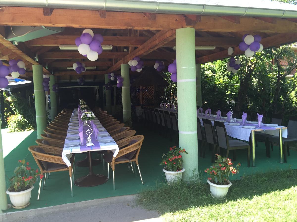 Bed & Breakfast Karavan Raška Zewnętrze zdjęcie