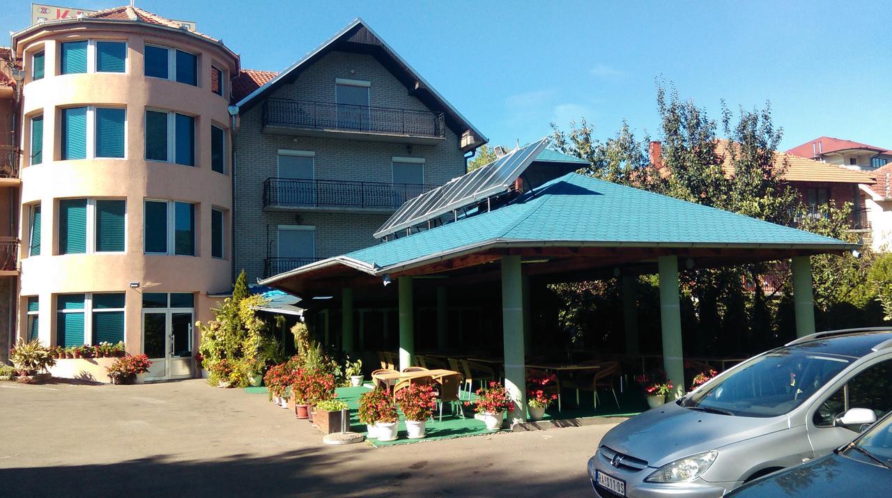 Bed & Breakfast Karavan Raška Zewnętrze zdjęcie