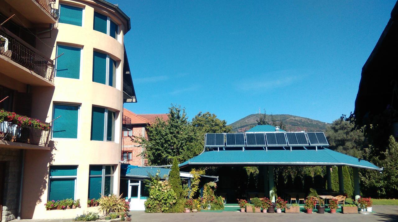 Bed & Breakfast Karavan Raška Zewnętrze zdjęcie